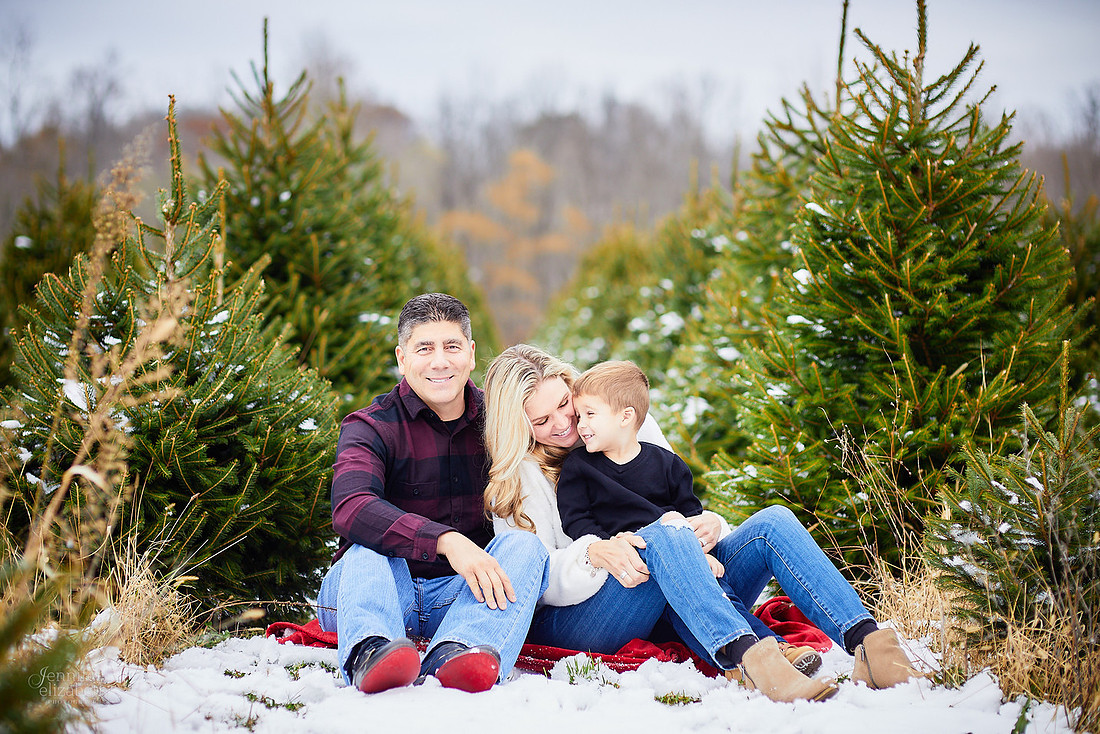 Micro Mini Portrait Sessions at Sugar Pines Farm