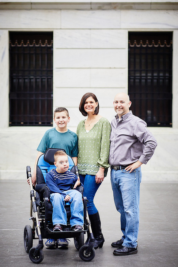 The C Family: Portrait Session at the Cleveland Museum of Art