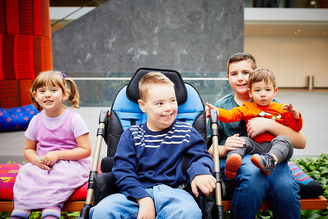 The C Family: Portrait Session at the Cleveland Museum of Art