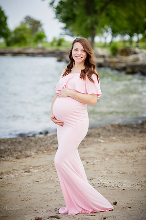 Gina: Maternity Portrait Session at Edgewater Park in Cleveland