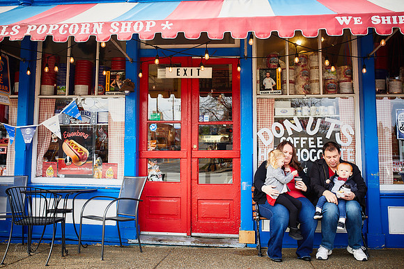 The D Family: Holiday Portrait Session in Chagrin Falls