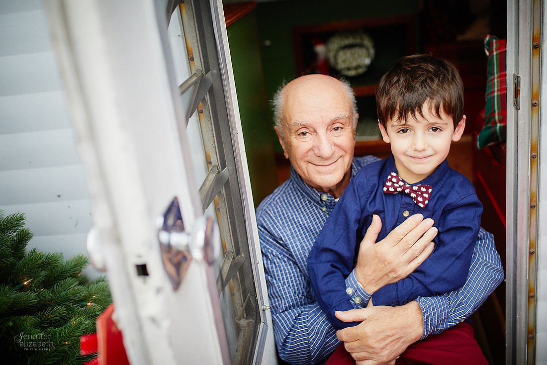 The S Family: Portrait Session at Breezewood Gardens & Gifts