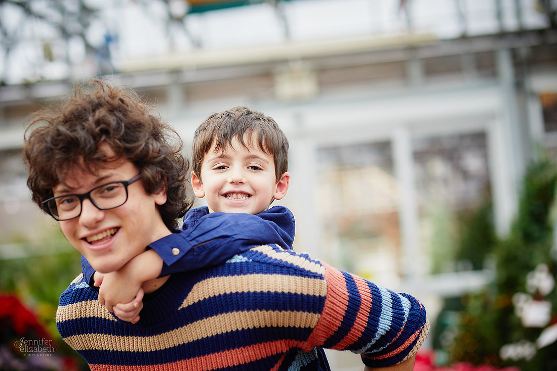The S Family: Portrait Session at Breezewood Gardens & Gifts