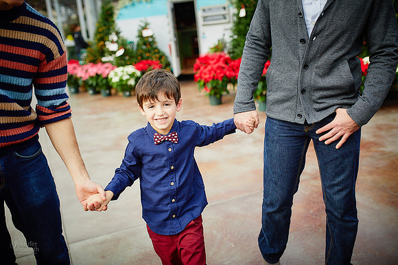 The S Family: Portrait Session at Breezewood Gardens & Gifts