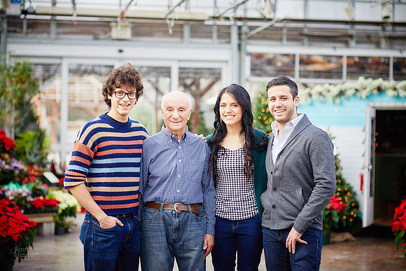 The S Family: Portrait Session at Breezewood Gardens & Gifts