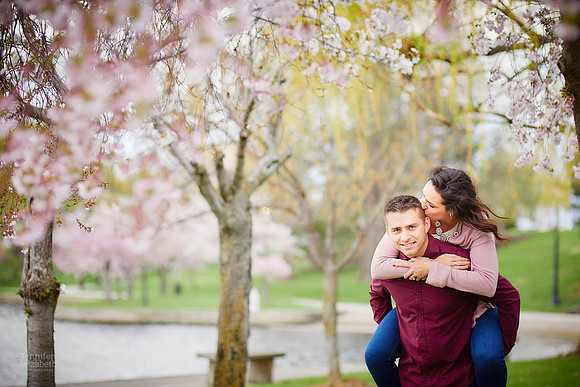 Tara & Pat: Engagement Session at the Cleveland Museum of Art and Wade Oval