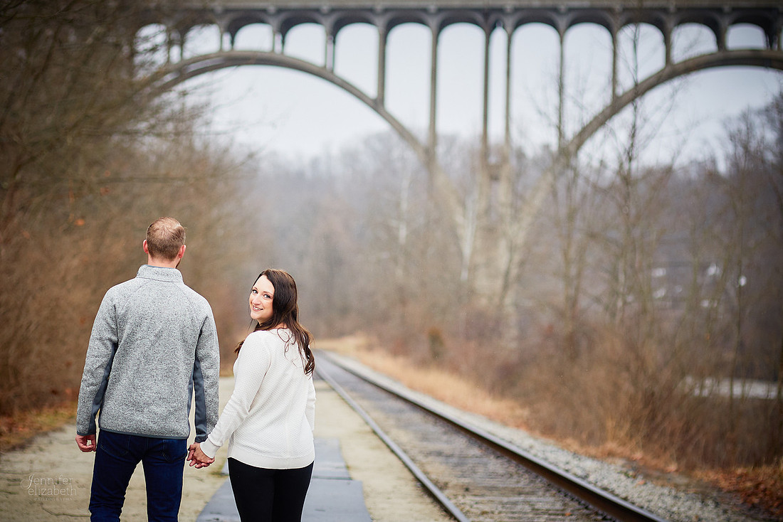 Janelle & Josh: Engagement Session in Brecksville Reservation