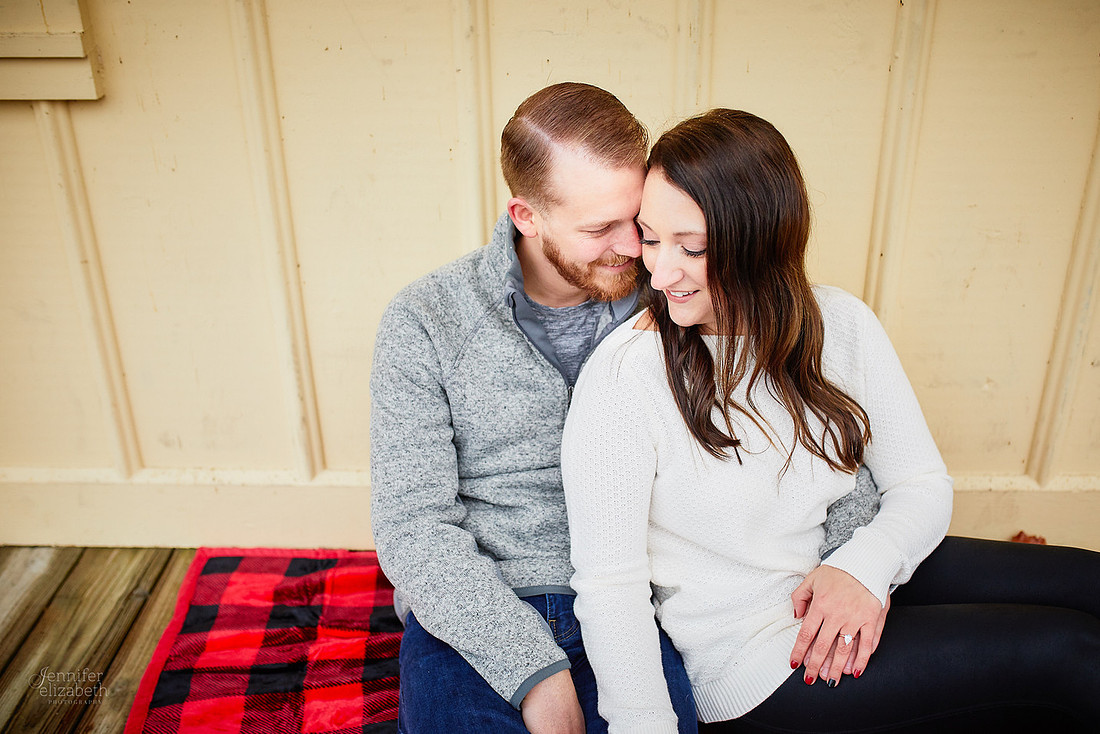 Janelle & Josh: Engagement Session in Brecksville Reservation