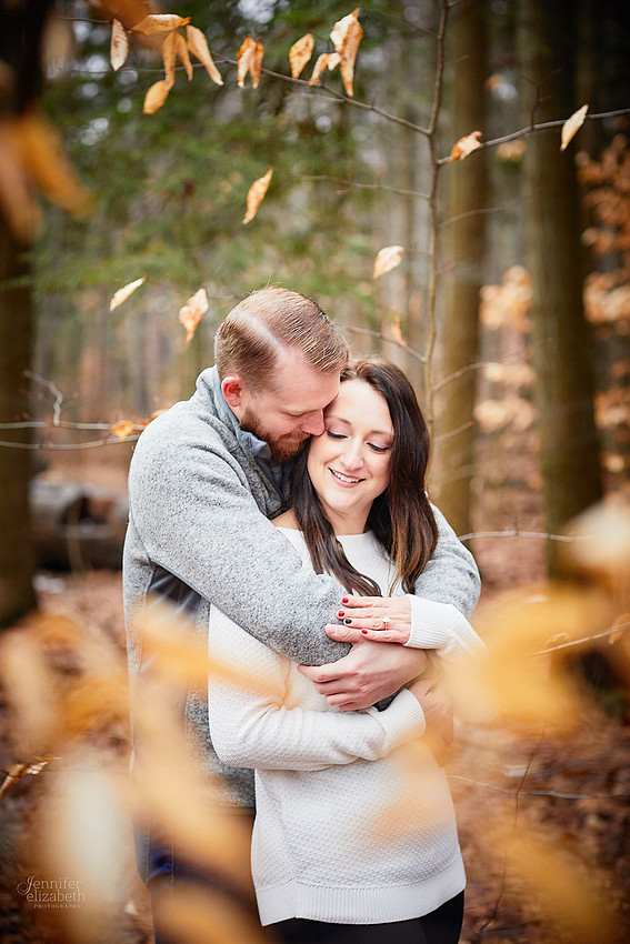 Janelle & Josh: Engagement Session in Brecksville Reservation