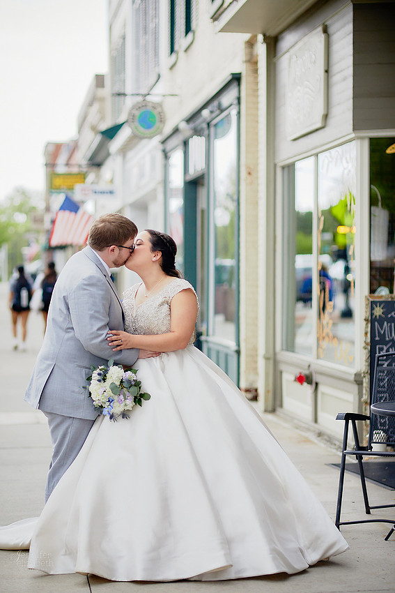 Maia & Ben: Wedding at Gleneagles Golf Club & Events in Twinsburg
