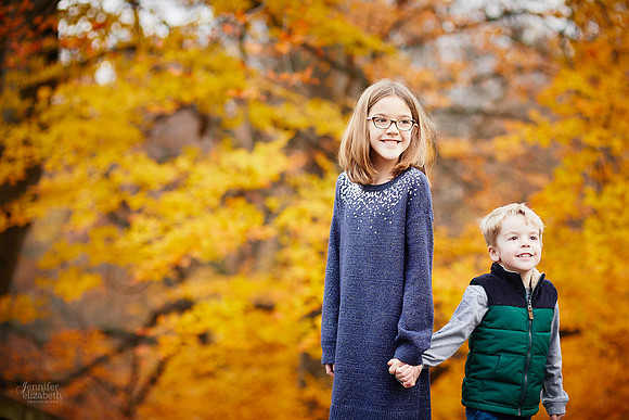 The F Family: Portrait Session at the Italian Cultural Garden in Cleveland