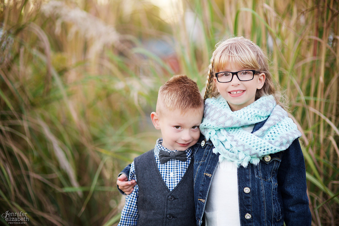 The D & S Families: Portrait Session at Everal Barn in Westerville