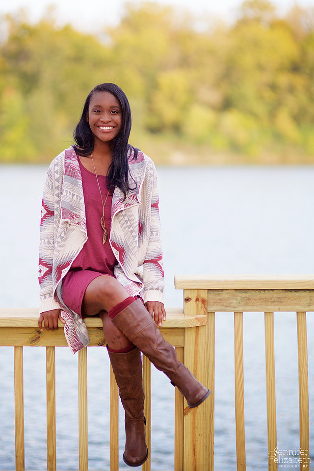 Kiara: Senior Portrait Session in Worthington, Ohio