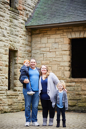 The D Family: Portrait Session at Squire’s Castle in North Chagrin Reservation