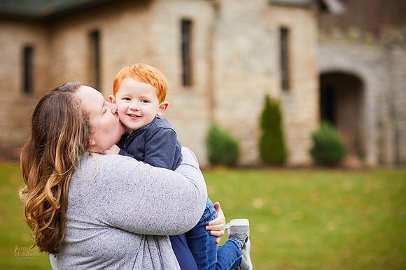 The D Family: Portrait Session at Squire’s Castle in North Chagrin Reservation