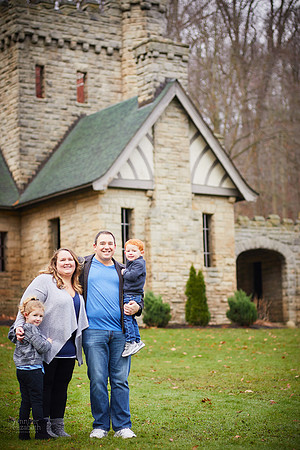 The D Family: Portrait Session at Squire’s Castle in North Chagrin Reservation