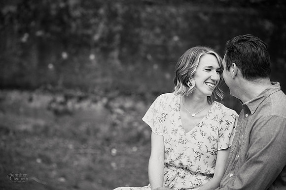 Laura & Ryan: Engagement at David Fortier Park