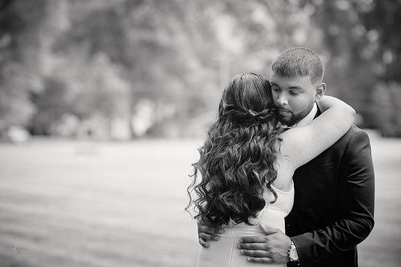Stephanie & Vick: Wedding Portrait Session in North Olmsted