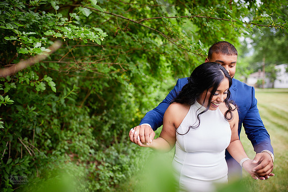 Stephanie & Vick: Wedding Portrait Session in North Olmsted