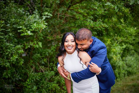 Stephanie & Vick: Wedding Portrait Session in North Olmsted