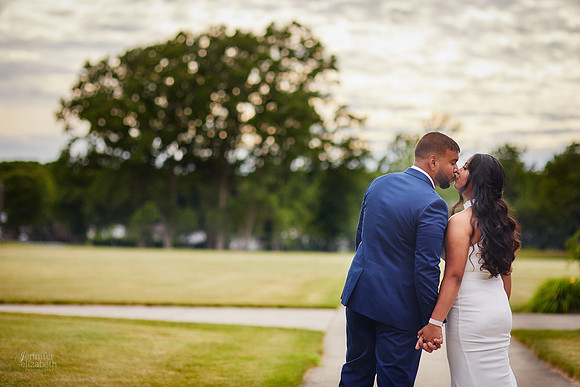 Stephanie & Vick: Wedding Portrait Session in North Olmsted