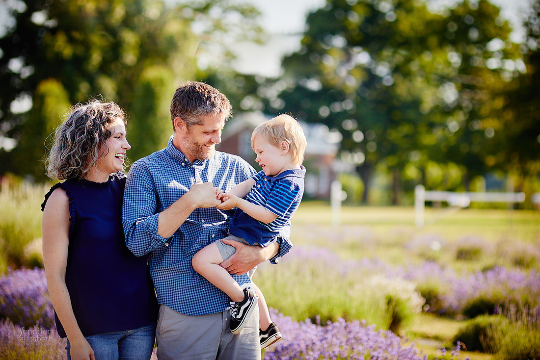 Mini Sessions at Luvin Lavender Farms in Madison