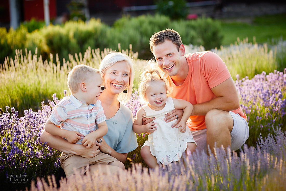 Mini Sessions at Luvin Lavender Farms in Madison