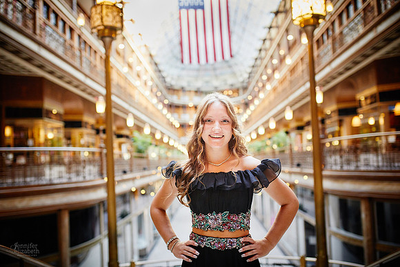 Analyse: Senior Portrait Session at The Arcade and East Fourth Street