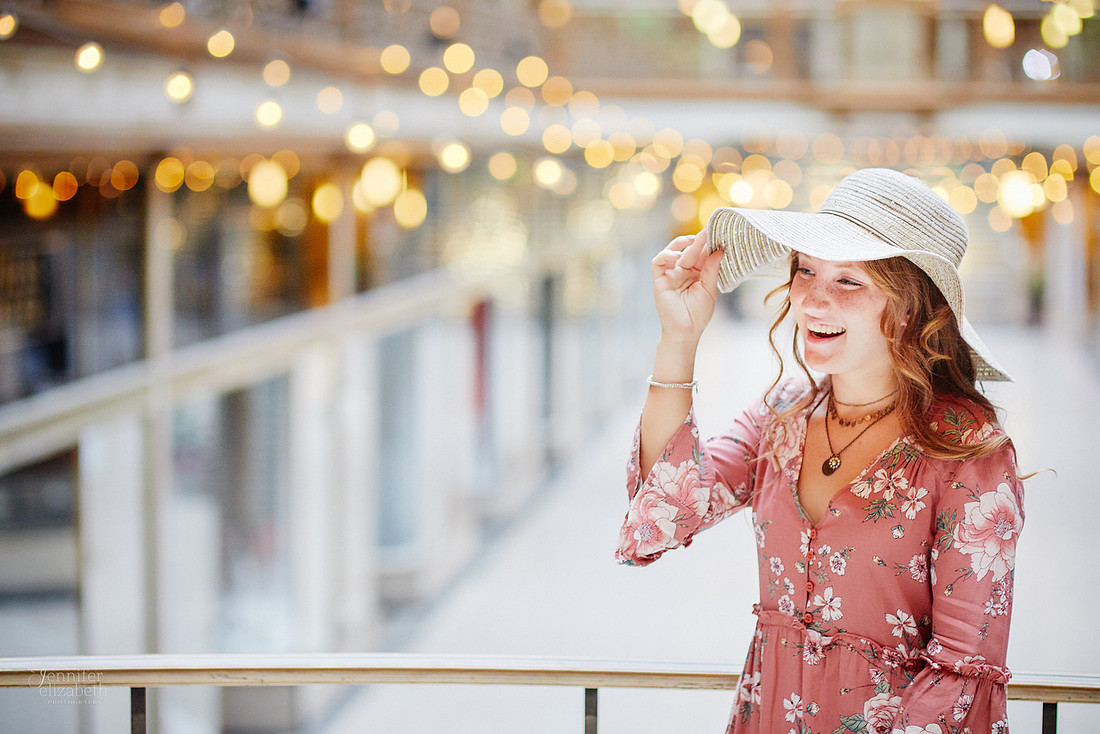 Analyse: Senior Portrait Session at The Arcade and East Fourth Street