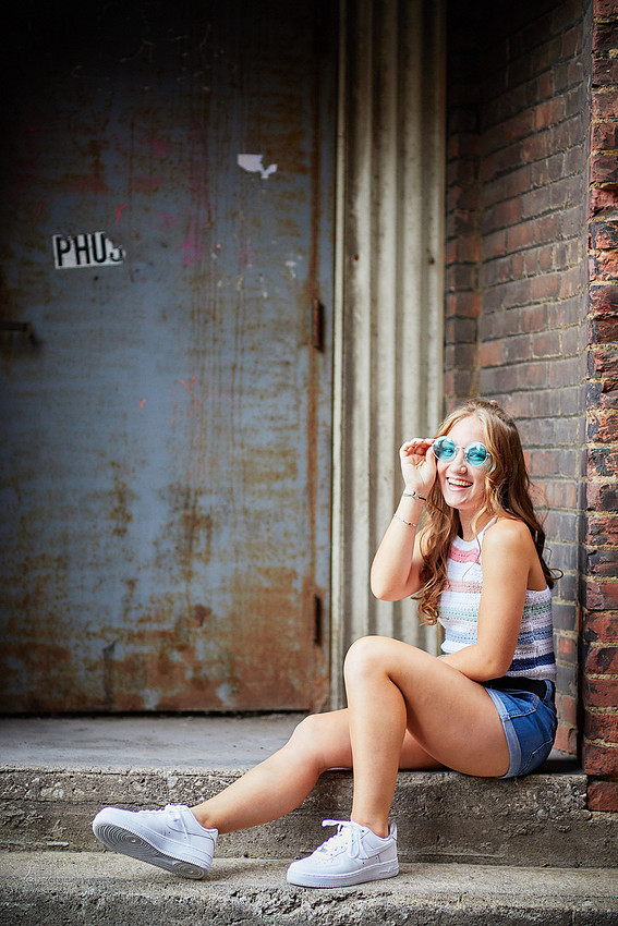 Analyse: Senior Portrait Session at The Arcade and East Fourth Street
