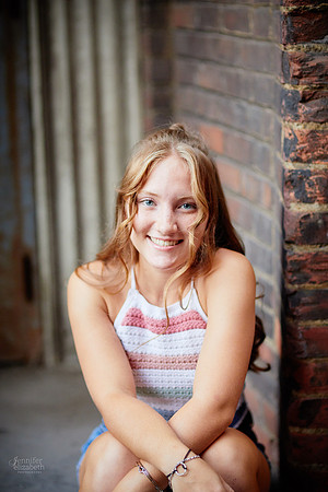 Analyse: Senior Portrait Session at The Arcade and East Fourth Street