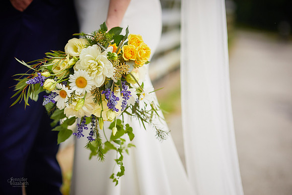 Deb & Matt: Backyard Micro Wedding in Sagamore Hills, Ohio