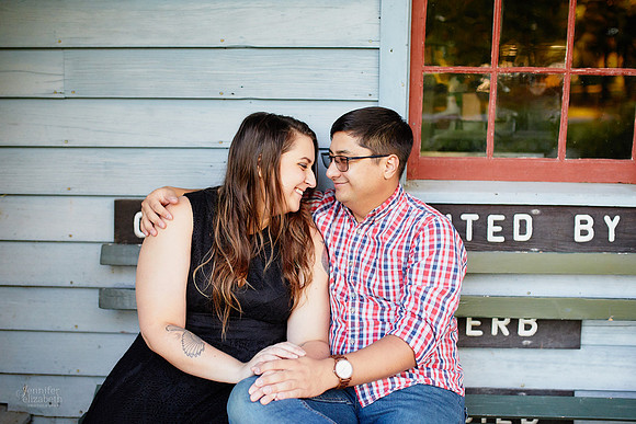 Meg & Tyler: Engagement Session at Boardman Park in Youngstown