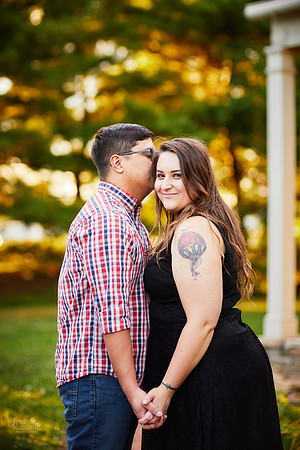 Meg & Tyler: Engagement Session at Boardman Park in Youngstown