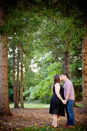 Meg & Tyler: Engagement Session at Boardman Park in Youngstown