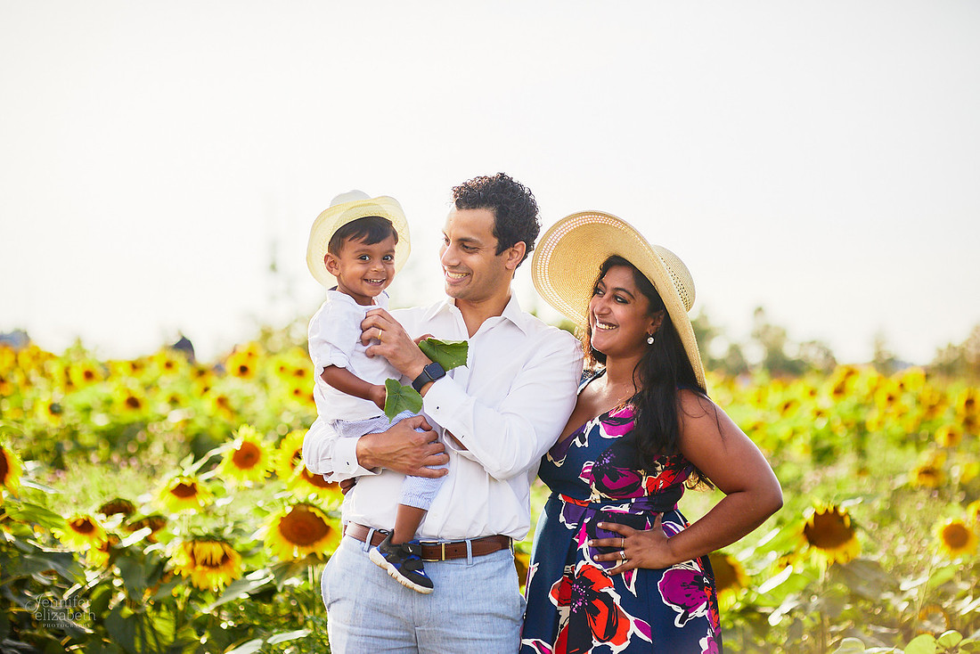 Sunflower Field Mini Sessions at Maria's Field of Hope