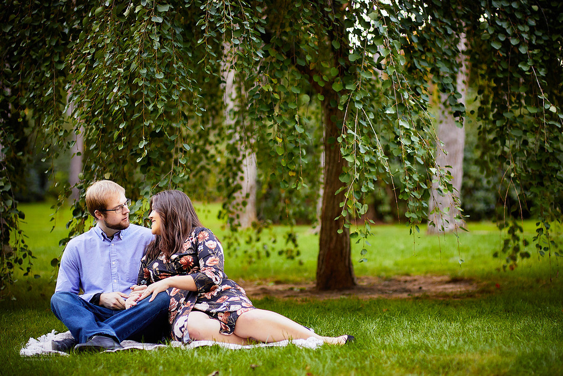 Seleste & Mark: Engagement Session at Schoepfle Gardens