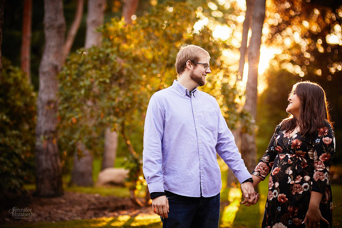 Seleste & Mark: Engagement Session at Schoepfle Gardens