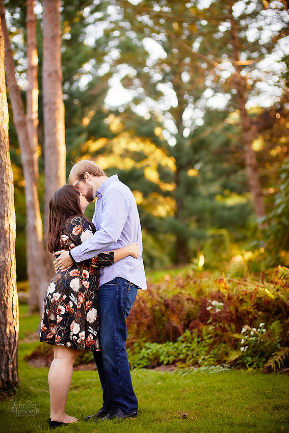 Seleste & Mark: Engagement Session at Schoepfle Gardens