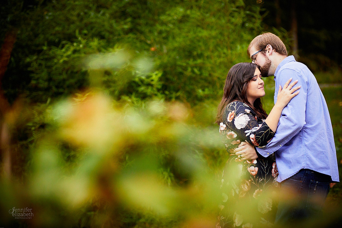 Seleste & Mark: Engagement Session at Schoepfle Gardens