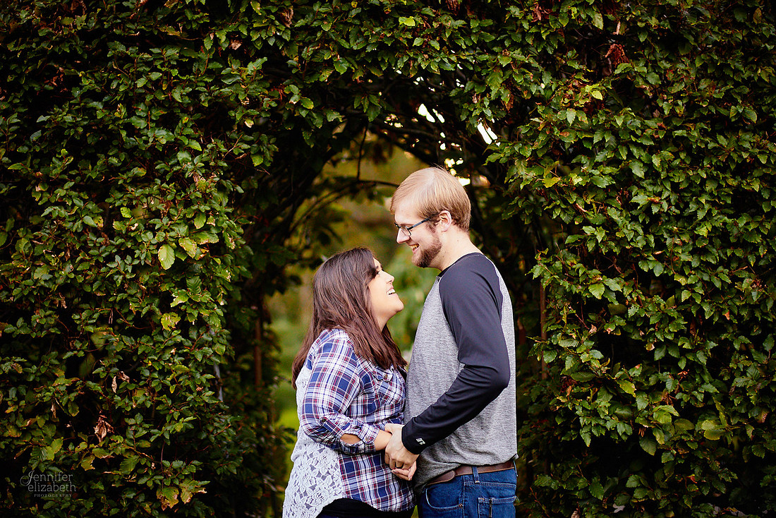 Seleste & Mark: Engagement Session at Schoepfle Gardens
