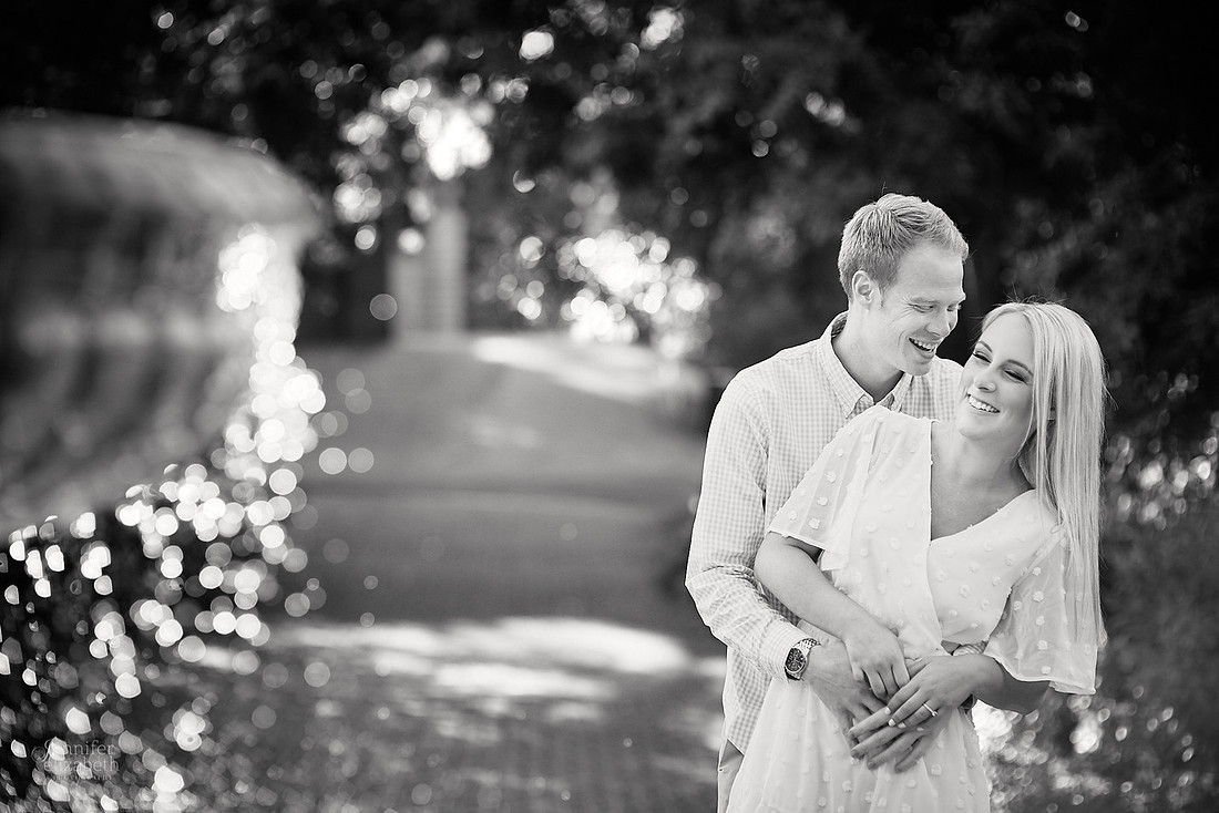 Erica & Grant: Engagement Session at Kingwood Center Gardens