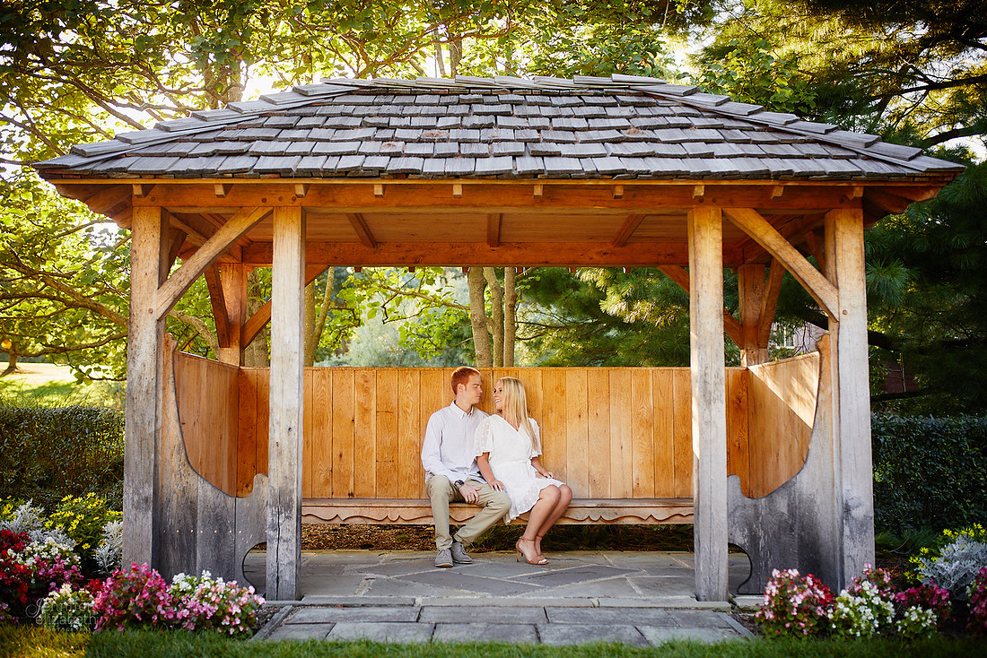 Erica & Grant: Engagement Session at Kingwood Center Gardens