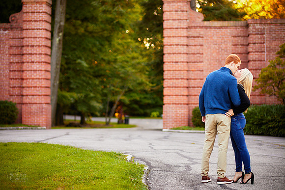 Erica & Grant: Engagement Session at Kingwood Center Gardens