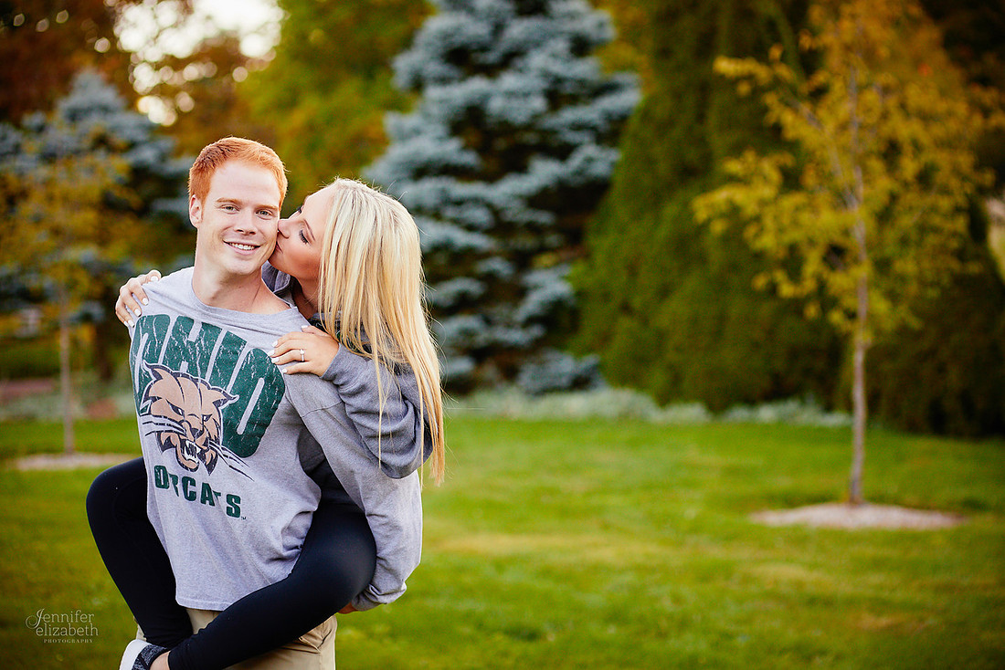 Erica & Grant: Engagement Session at Kingwood Center Gardens