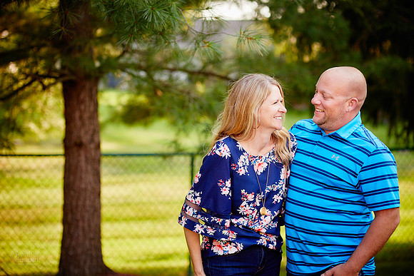 The R Family: Portrait Session in Strongsville, Ohio