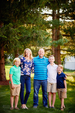 The R Family: Portrait Session in Strongsville, Ohio