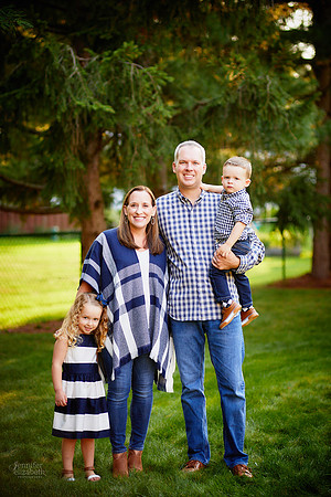 The R Family: Portrait Session in Strongsville, Ohio