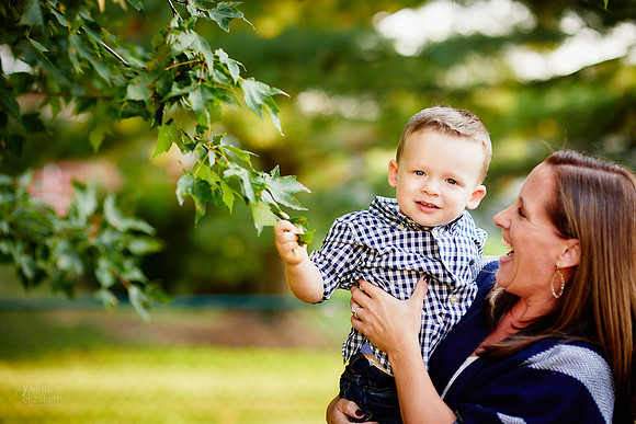 The R Family: Portrait Session in Strongsville, Ohio