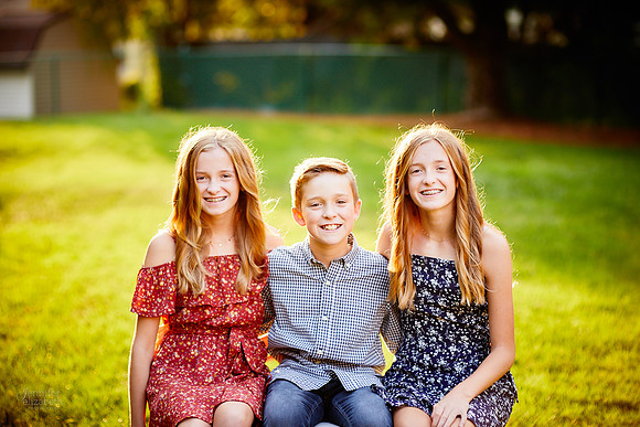 The R Family: Portrait Session in Strongsville, Ohio